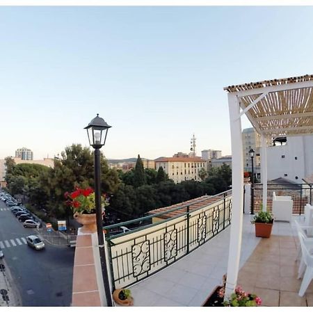 Centro Azzurro Villa Иглесиас Екстериор снимка