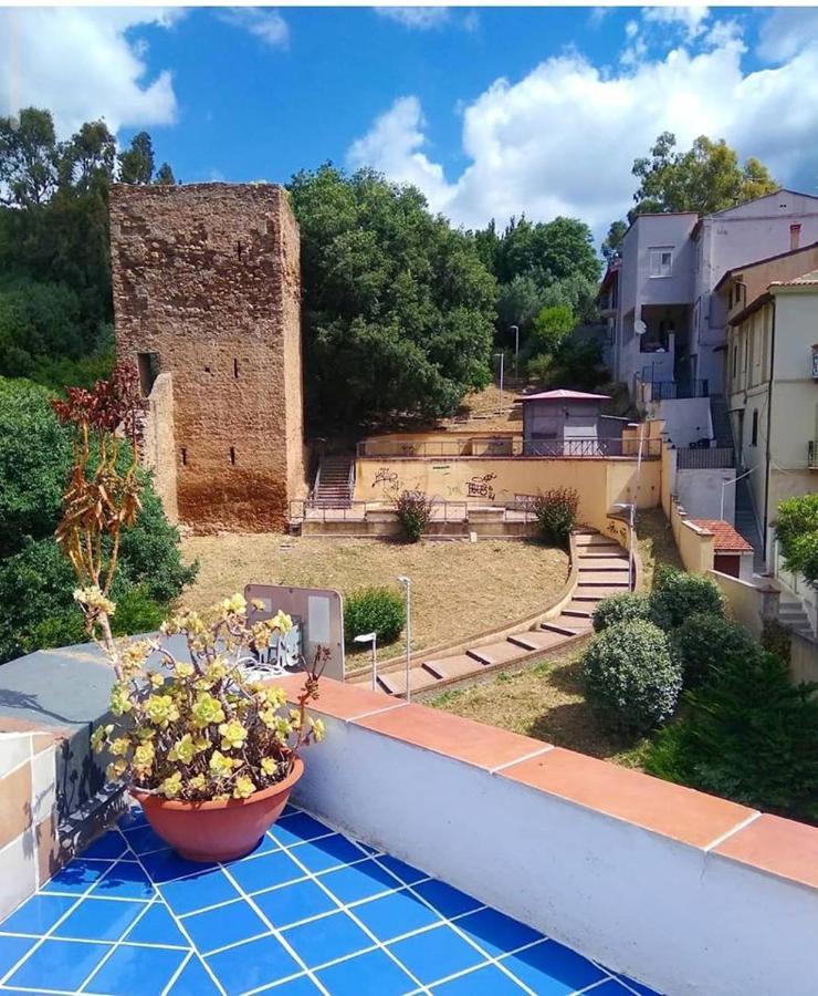 Centro Azzurro Villa Иглесиас Екстериор снимка