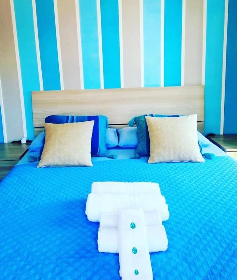 Centro Azzurro Villa Иглесиас Екстериор снимка