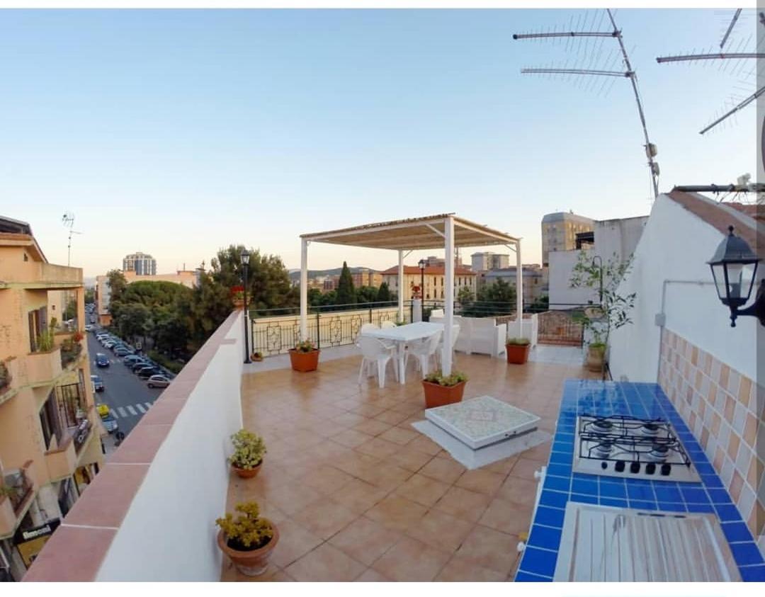 Centro Azzurro Villa Иглесиас Екстериор снимка