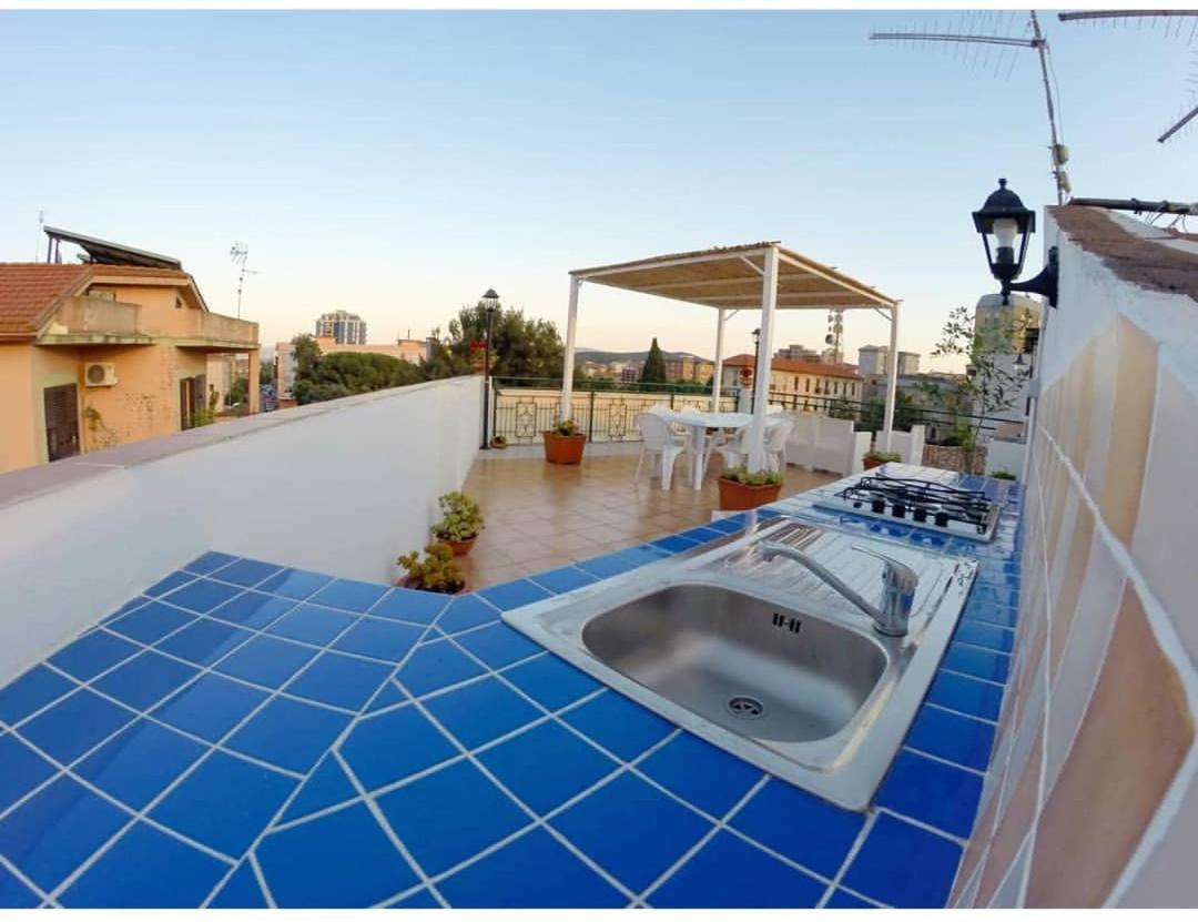 Centro Azzurro Villa Иглесиас Екстериор снимка